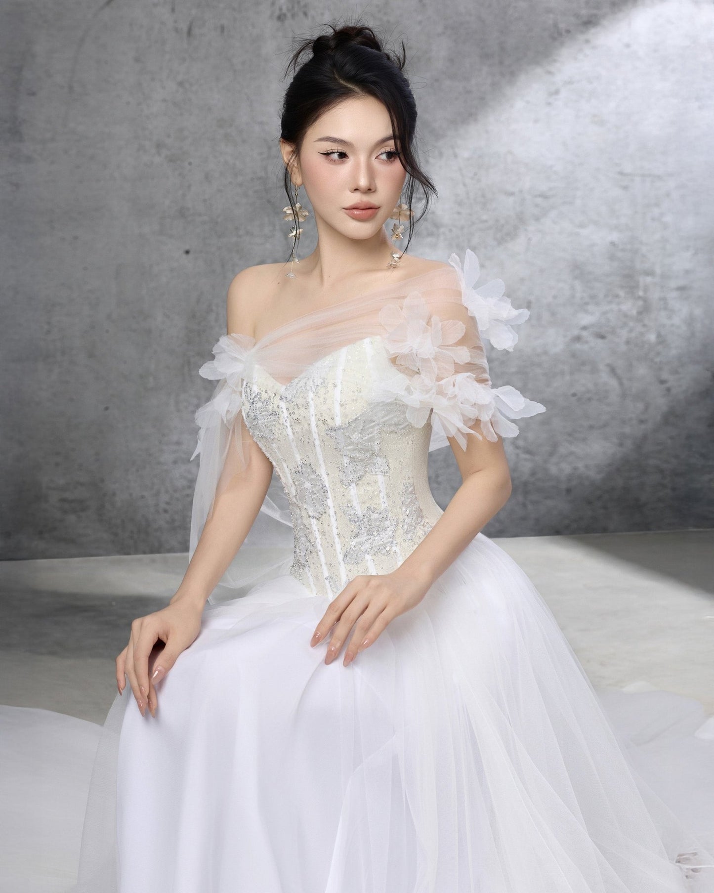 Veloura - LOVELYN