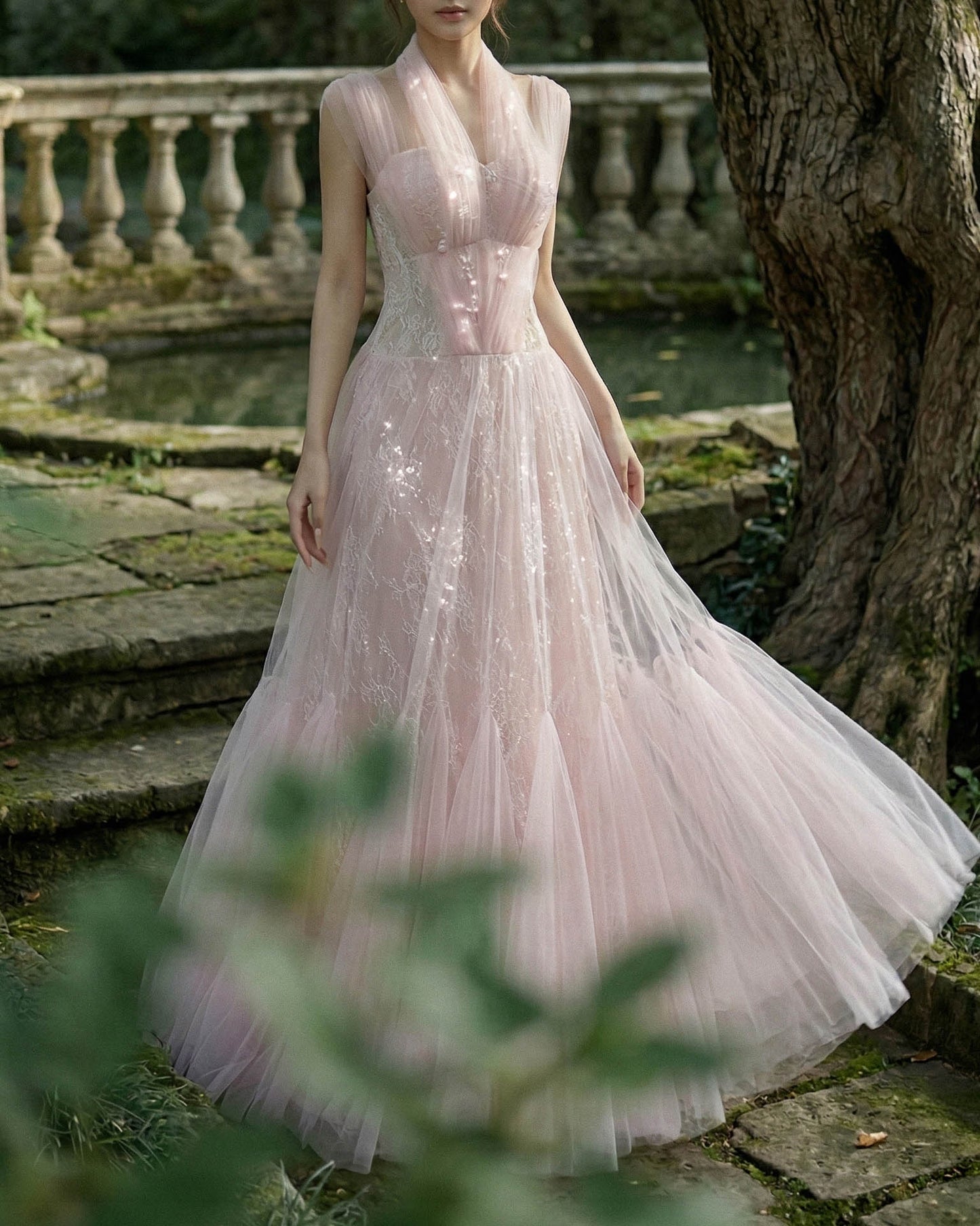 Rose Whisper - LOVELYN